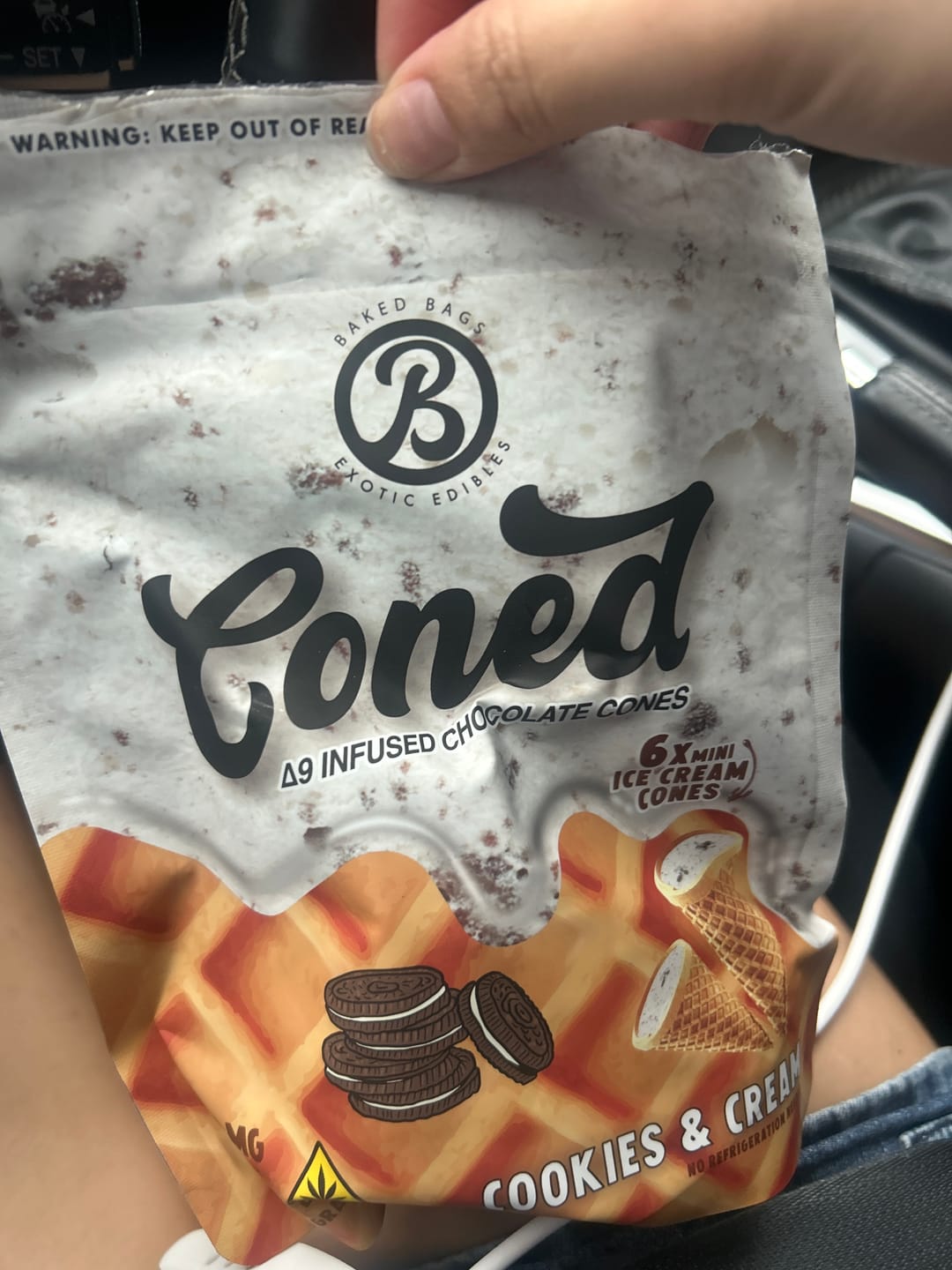 Customer photo review of CONED - COOKIES & CREAM