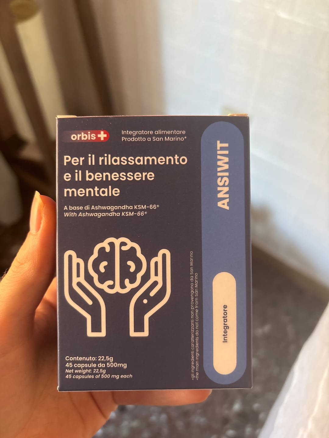 Kundrecension med bild av ANSIWIT – Ashwagandha KSM66®, Magnolia, Jujube (45 kapslar) – ”Ashwagandha KSM-66 har kliniskt testats för att sänka kortisolnivån.”