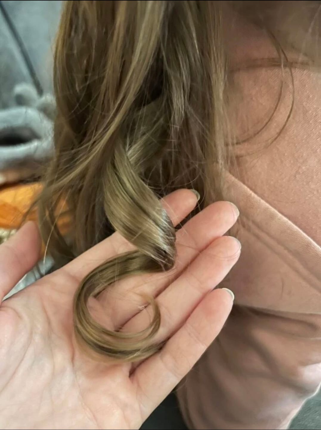 Customer photo review of LuxoraHungary™ hordozható hajgöndörítő