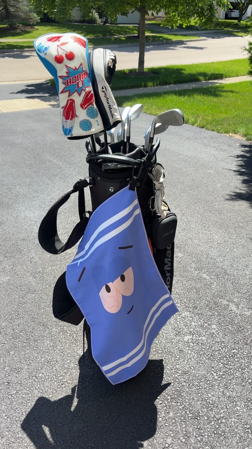 Customer photo review of Towelie 24" x 16" Golf Towel Double Sided [Non-Magnetic]