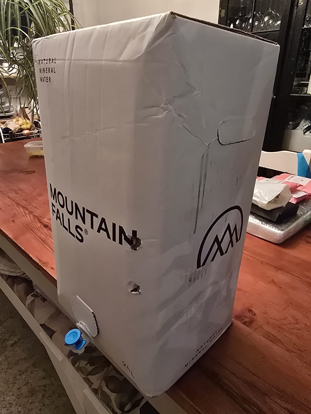 Customer photo review of AcquaBox by Mountain Falls 20L – STILL Mineral Water (on tap Bag-in-Box)