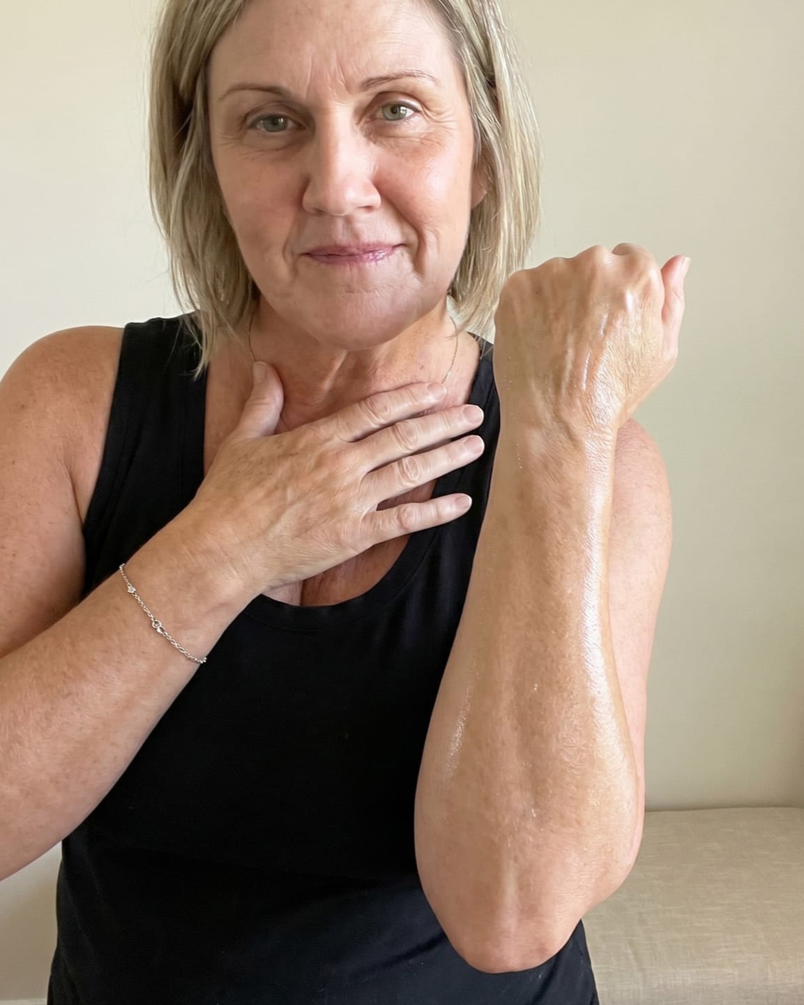 Customer photo review of Goda® Silk Body Oil