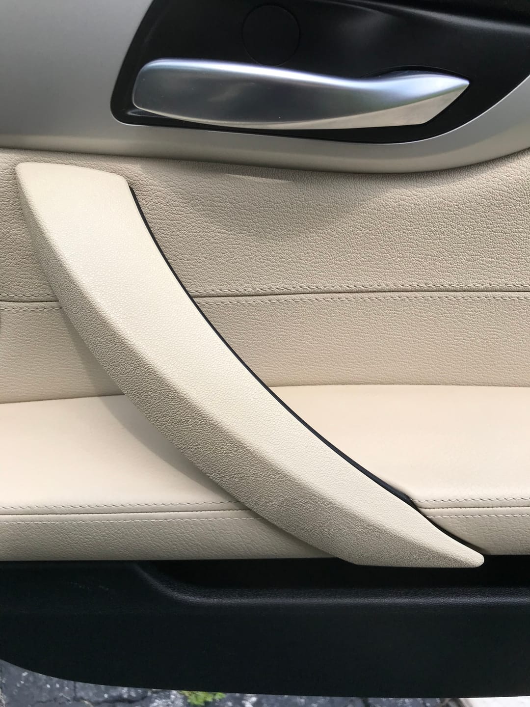 Customer photo review of BMW Z4 E89 (2009-2016) Passenger Door Handle Cover | Permanent Fix for Sticky, Melting Handles | SPCRSO