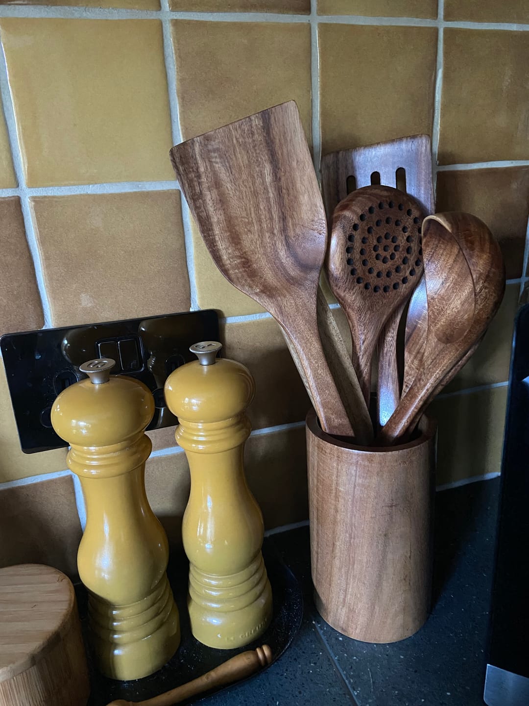 Customer photo review of Hälsa Trä Natural Wood Utensil Set