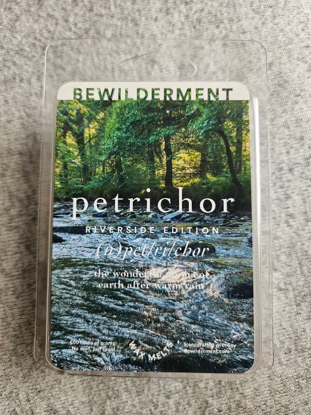 Customer photo review of Petrichor Riverside Edition Wax Melts