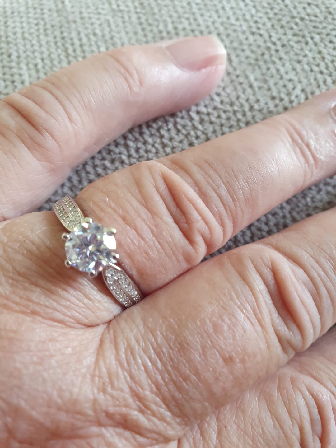 Customer photo review of White Gold 1ct Round Moissanite Wide Dazzle Ring