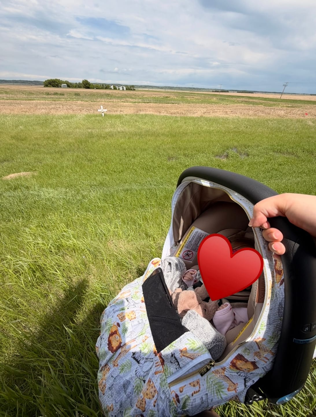 Customer photo review of Create - Summer Lite GlizCover™
