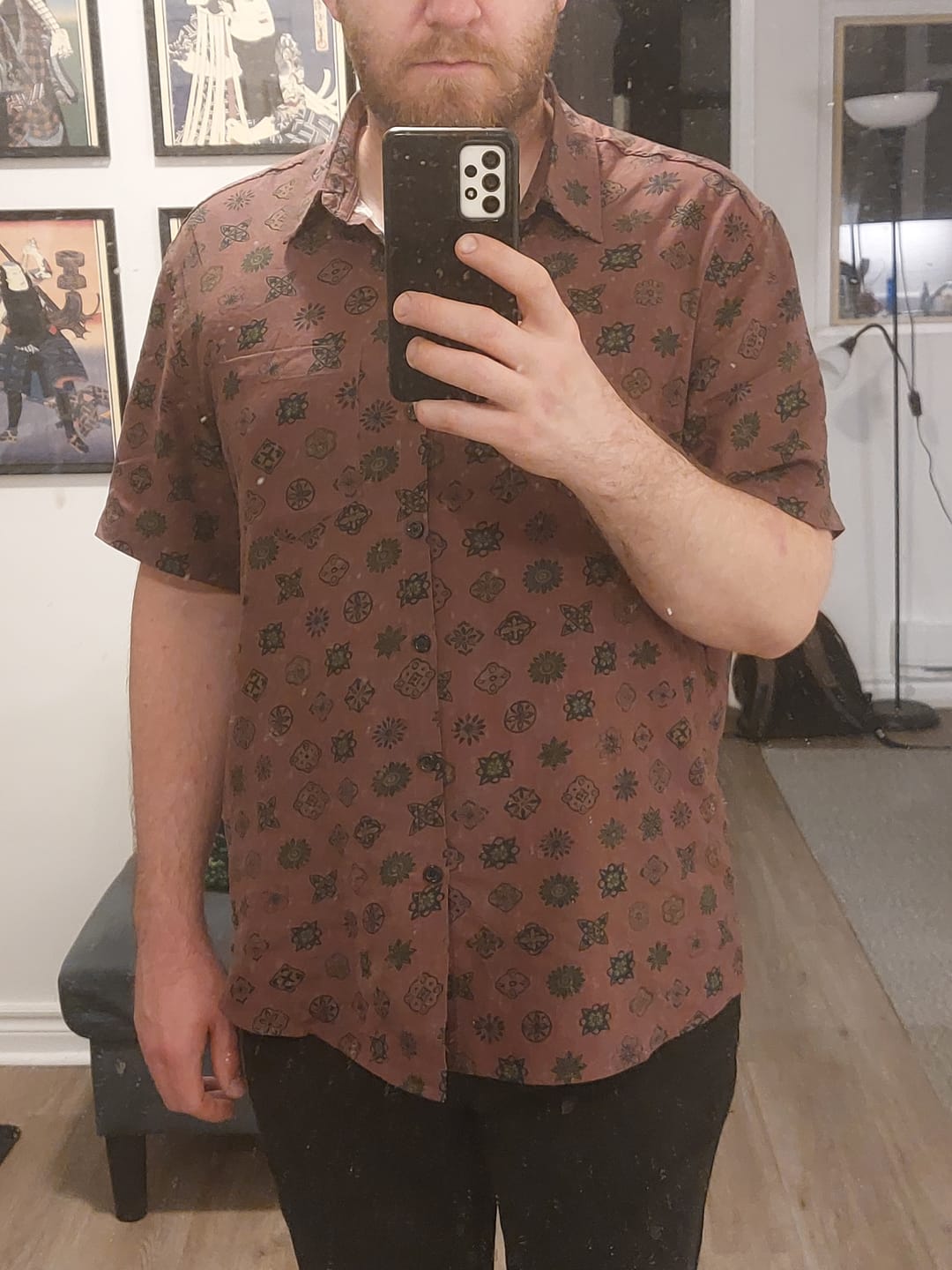Customer photo review of Men's Classic Retro Geometric Short Sleeve Shirt