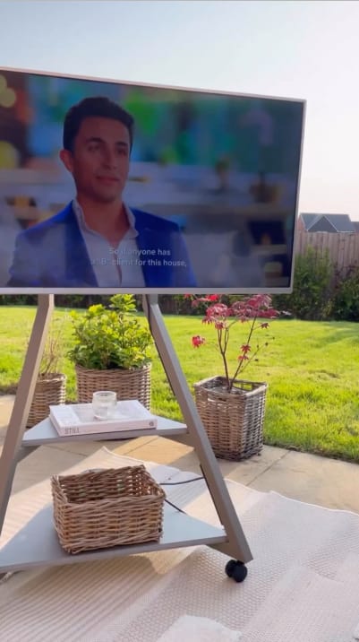 Customer photo review of Outdoor TV Stand Eiffel Collection