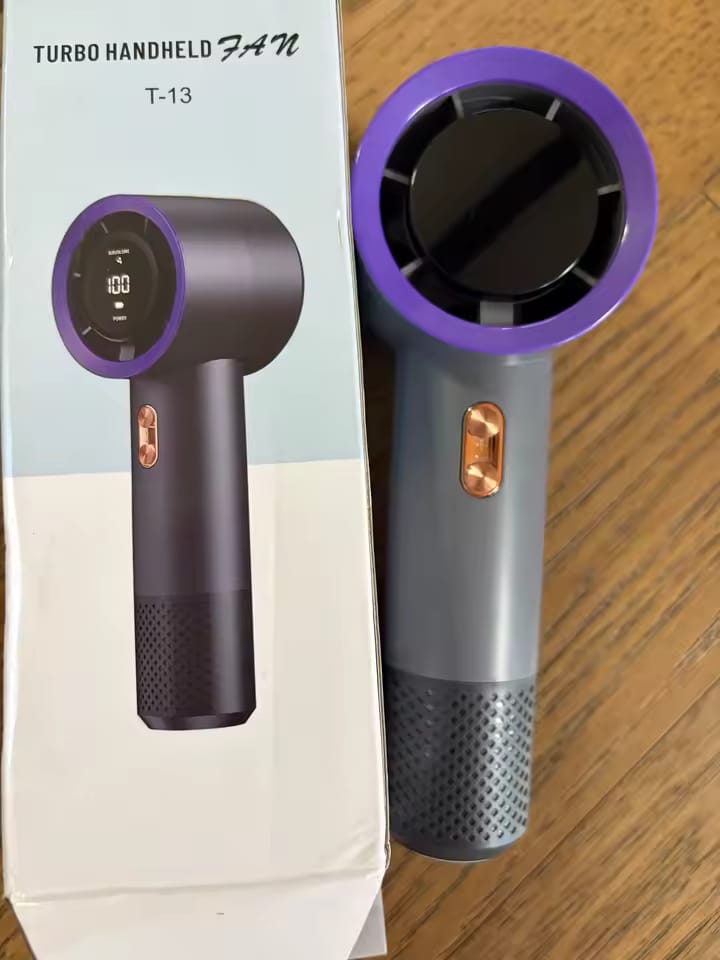 Customer photo review of Handheld Mini Fan – 199 Speeds, 6 Blades, Brushless Motor