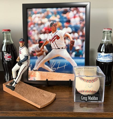 Customer photo review of Greg  Maddux Autograph Signing