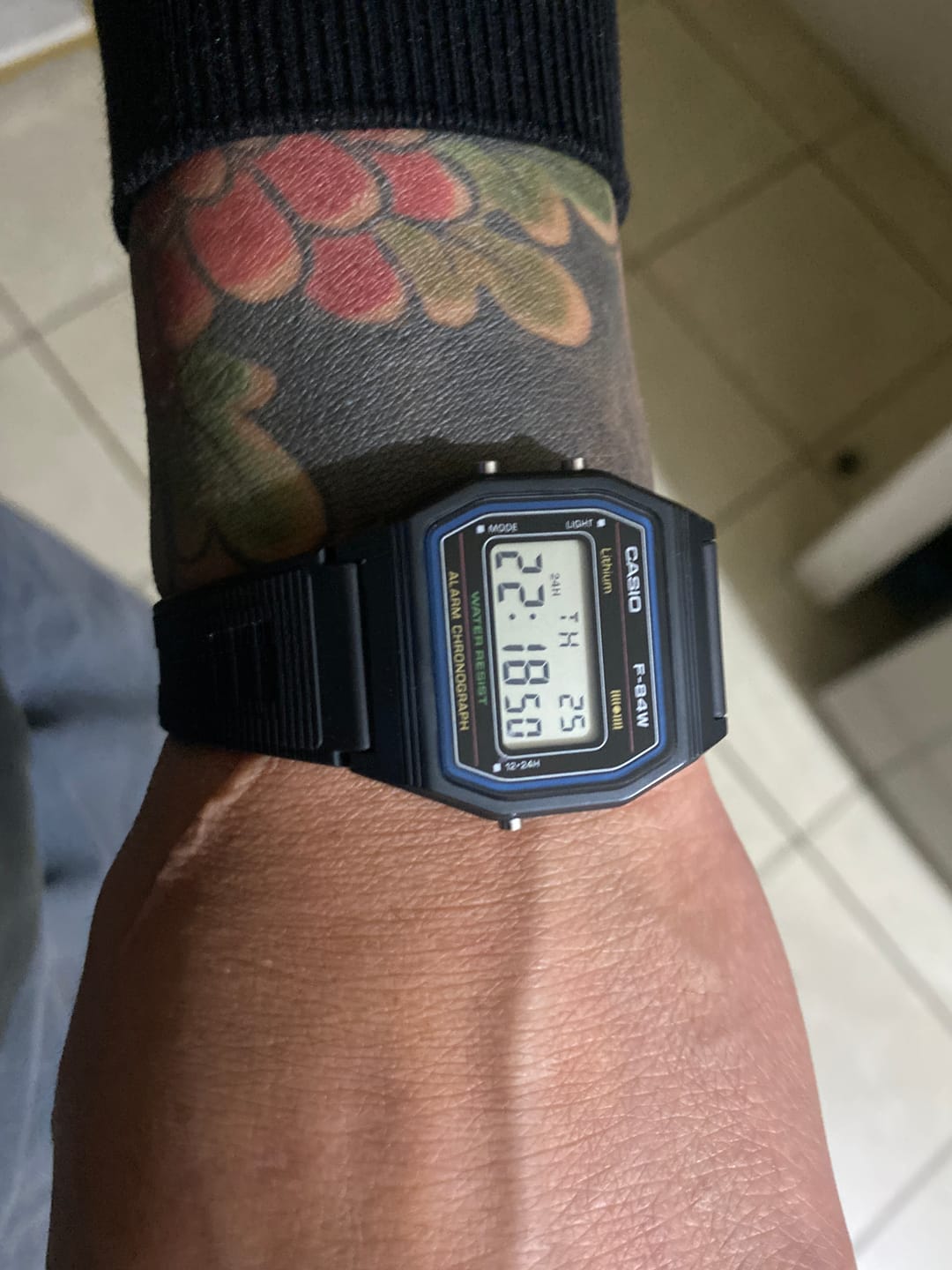 Customer photo review of Reloj Casio Vintage F-84W-1 Mercado Japonés JDM