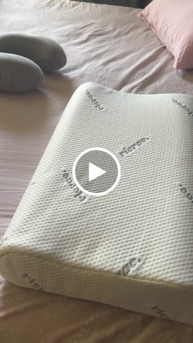 Customer video review of Wavy Memory Foam Pillow