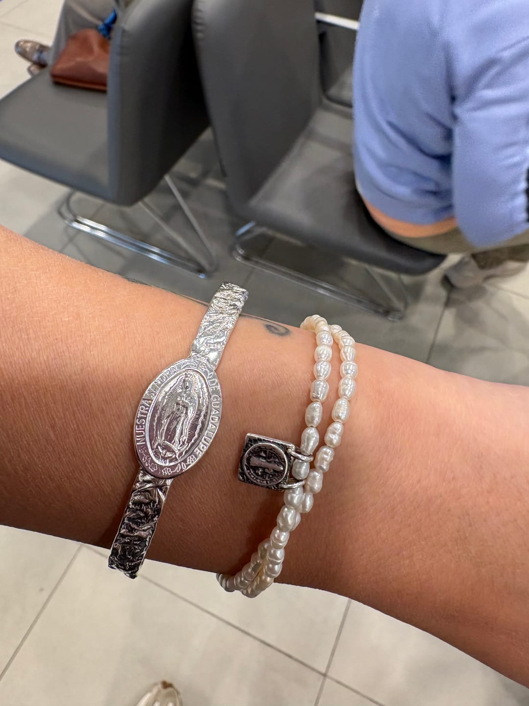 Customer photo review of Esclava Virgen Guadalupe