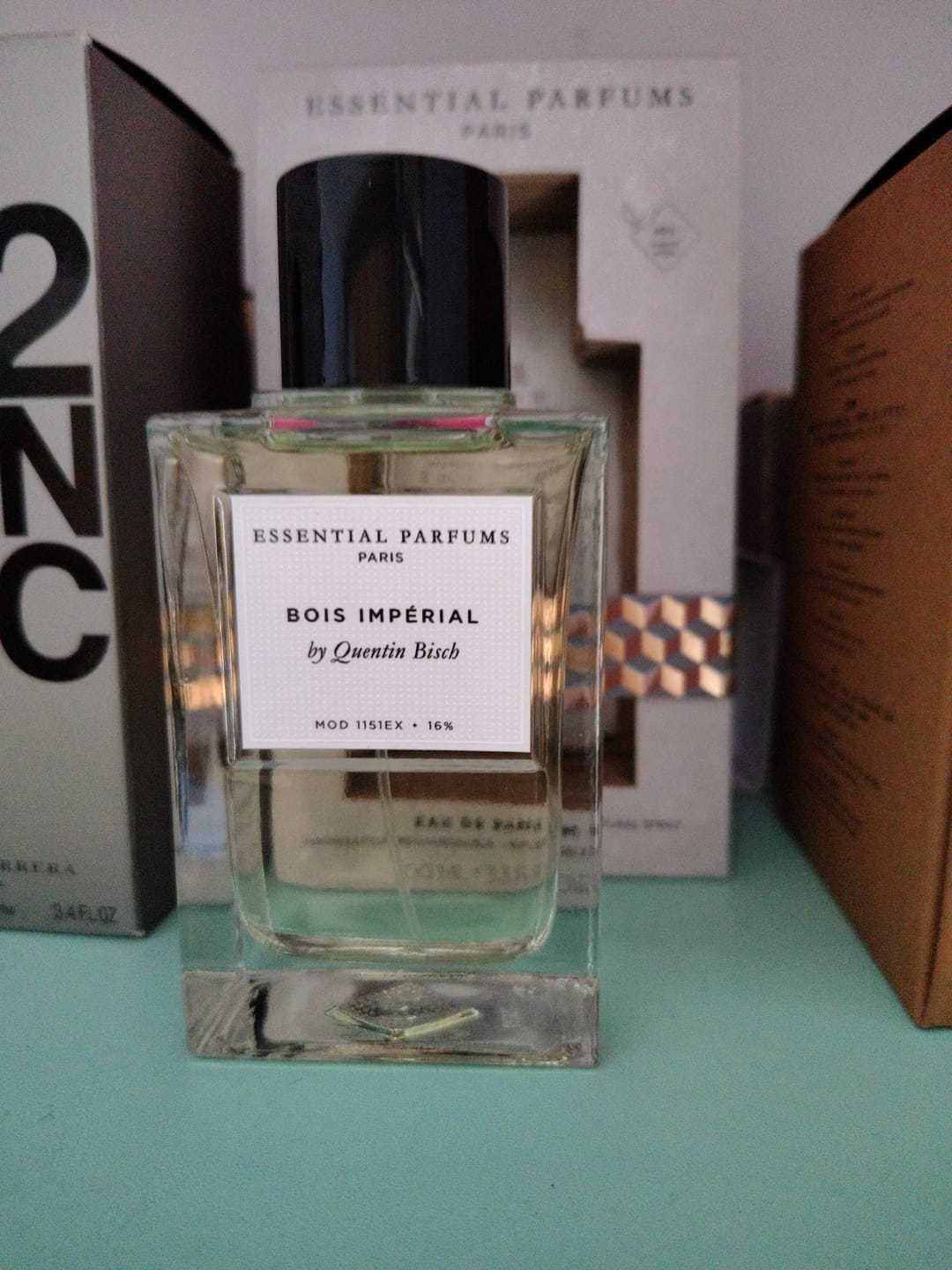 Customer photo review of ESSENTIAL PARFUMS - BOIS IMPERIAL