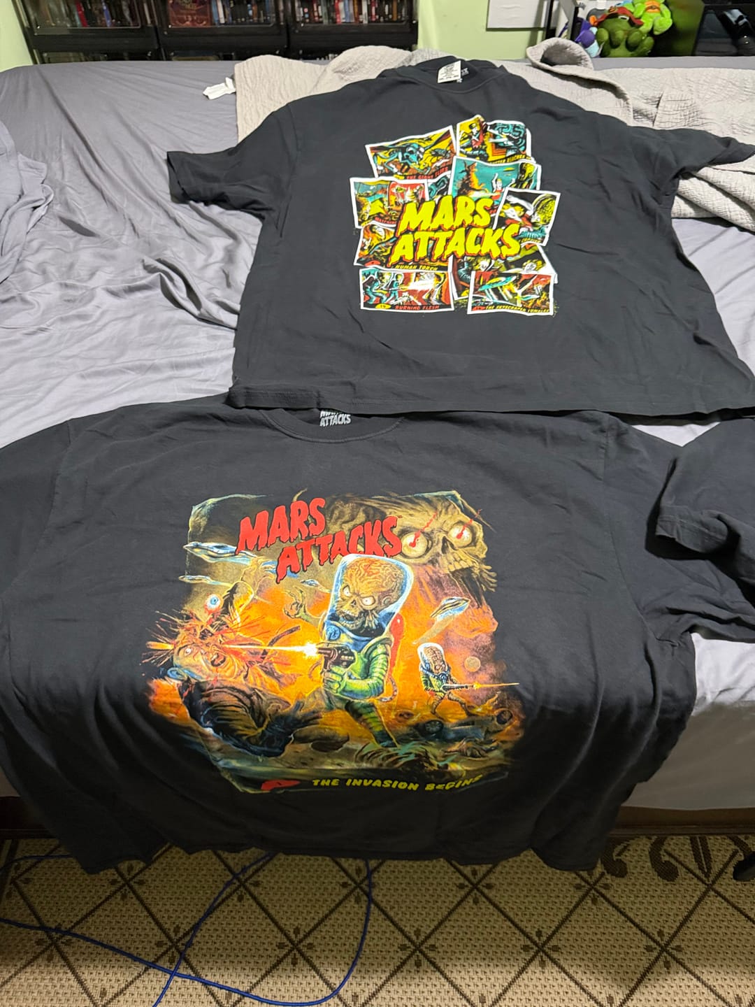 Customer photo review of MARS ATTACKS: RIB CAGE MELTER - T-SHIRT (COMFORT COLORS)