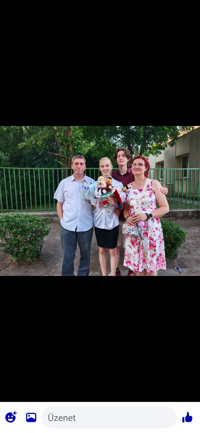 Customer photo review of CsillagRózsa Kék — az a szín, amit nem mindenki ad