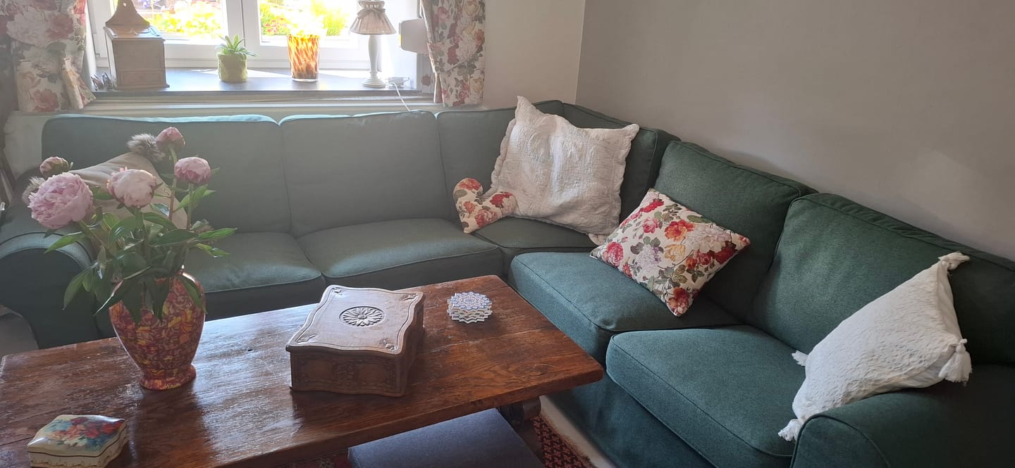 Customer photo review of Mystery Gift - Armrest Pocket (matching colour)
