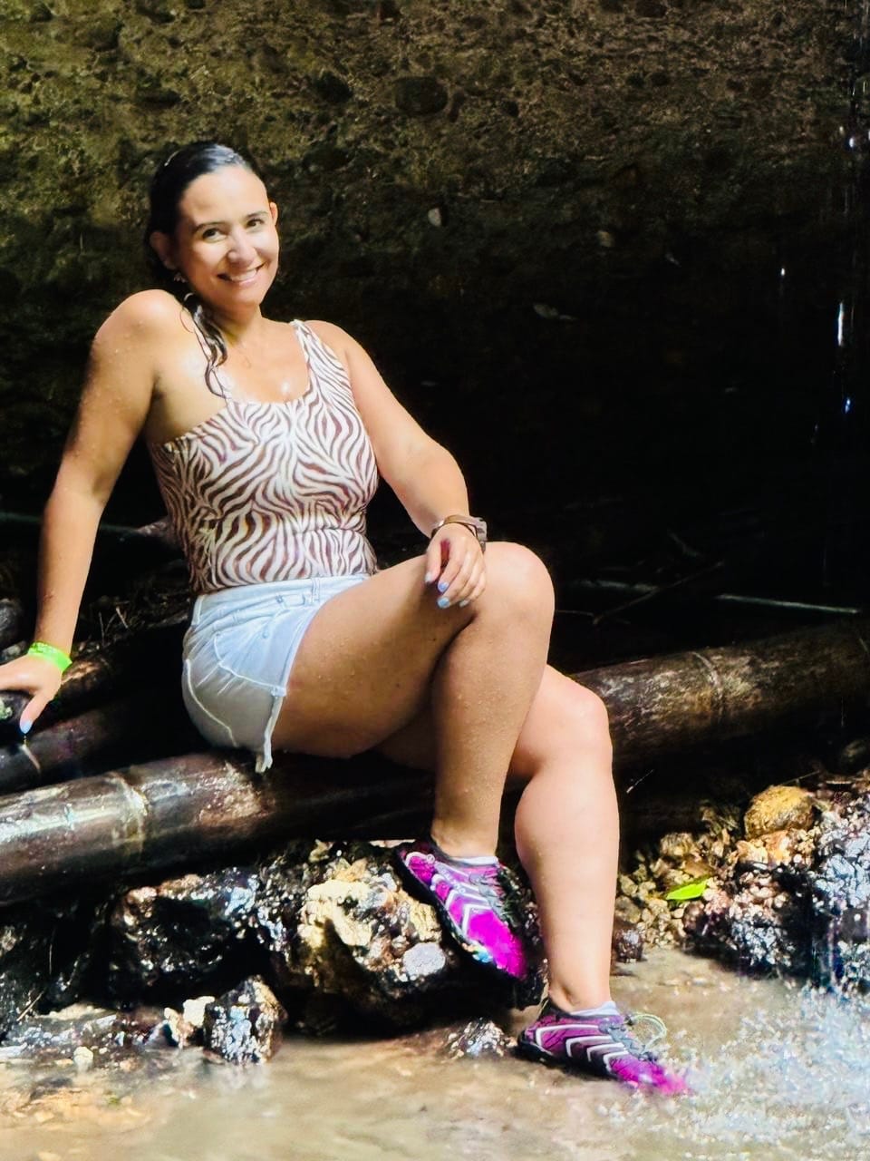 Customer photo review of Morado Coralyno™ - Zapatos acuáticos con cordones