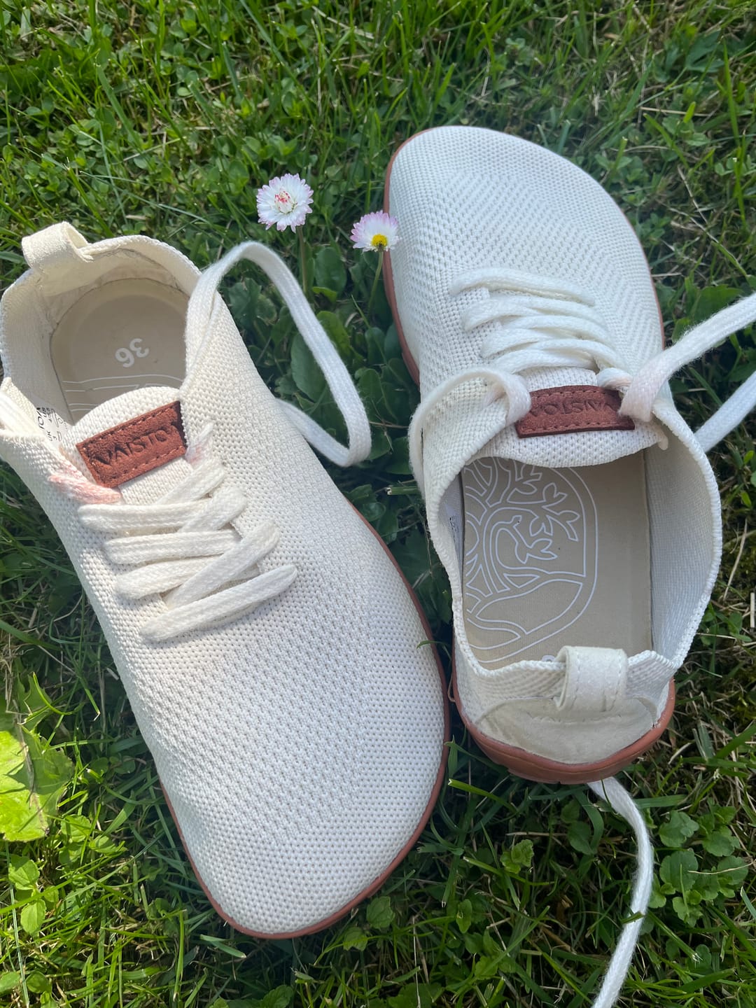 Customer photo review of Vaistoa Iloa | Knitted Barefoot Sneakers