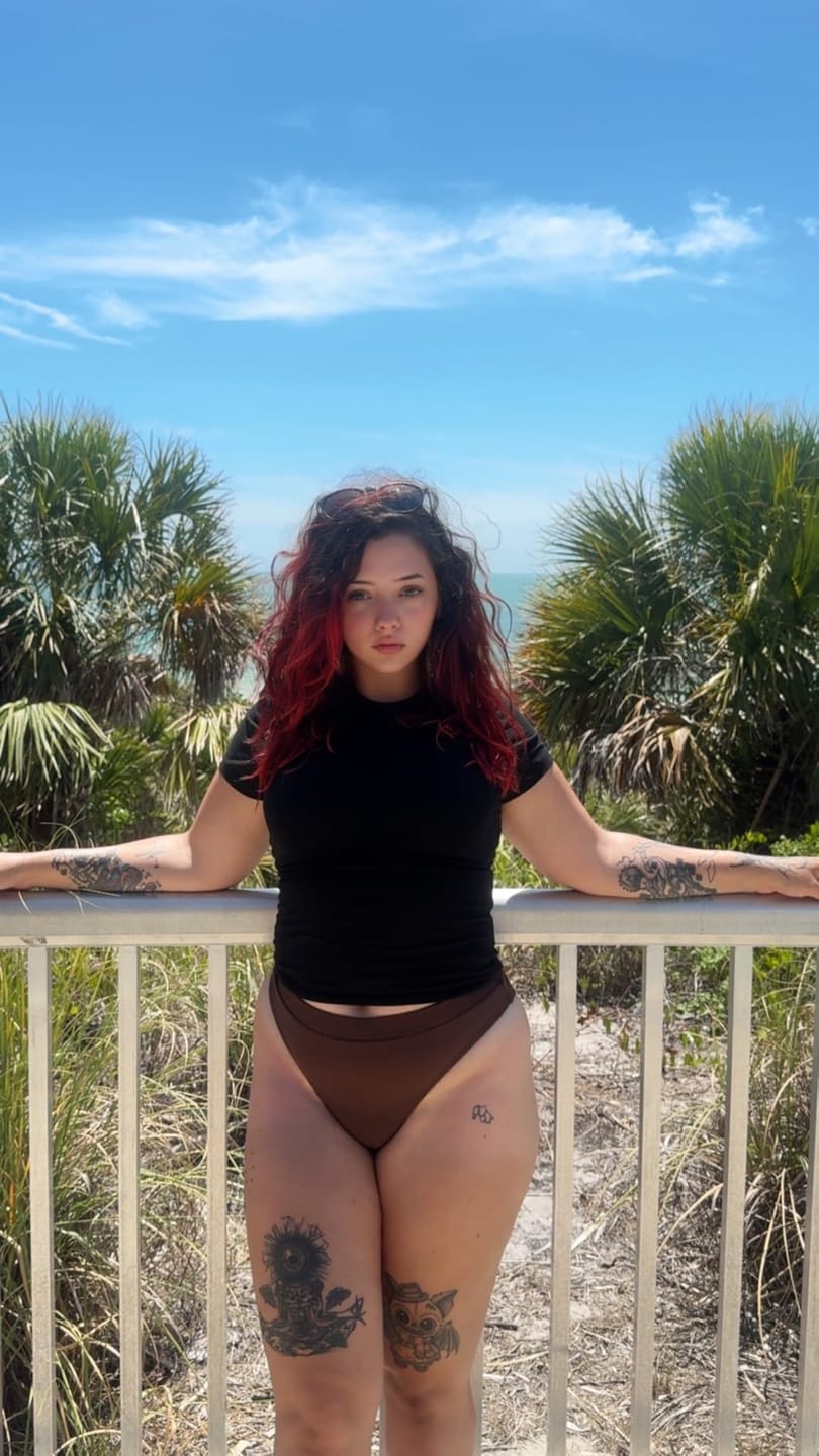 Customer photo review of Silix AuraFlow Bareform Crew Neck Tee | Ultra-Soft, Flattering Drape Active Top