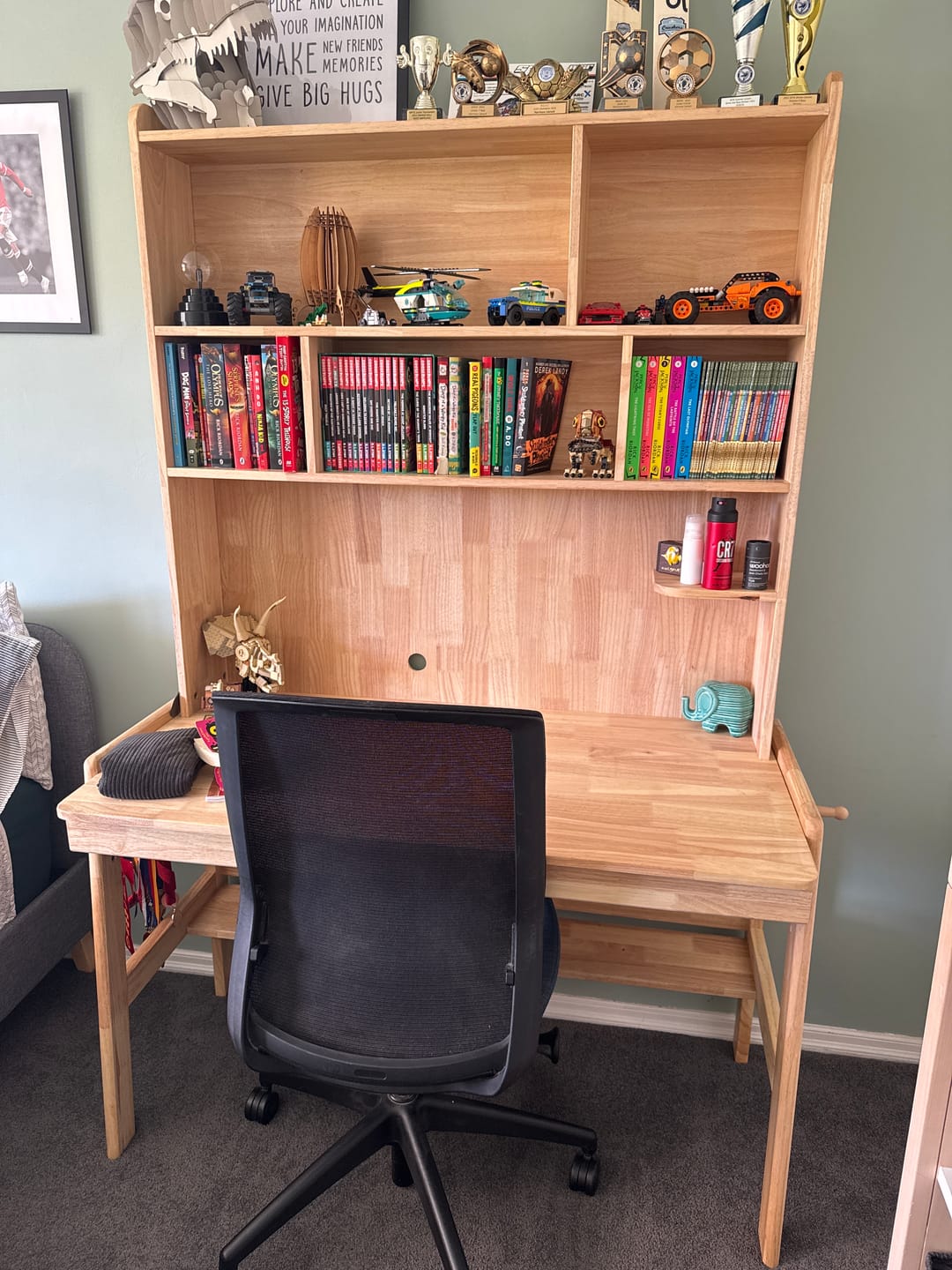 Customer photo review of Bahid Study Desks/Solid Wood Study Desk with Shelf/Home Office/Natural wood color