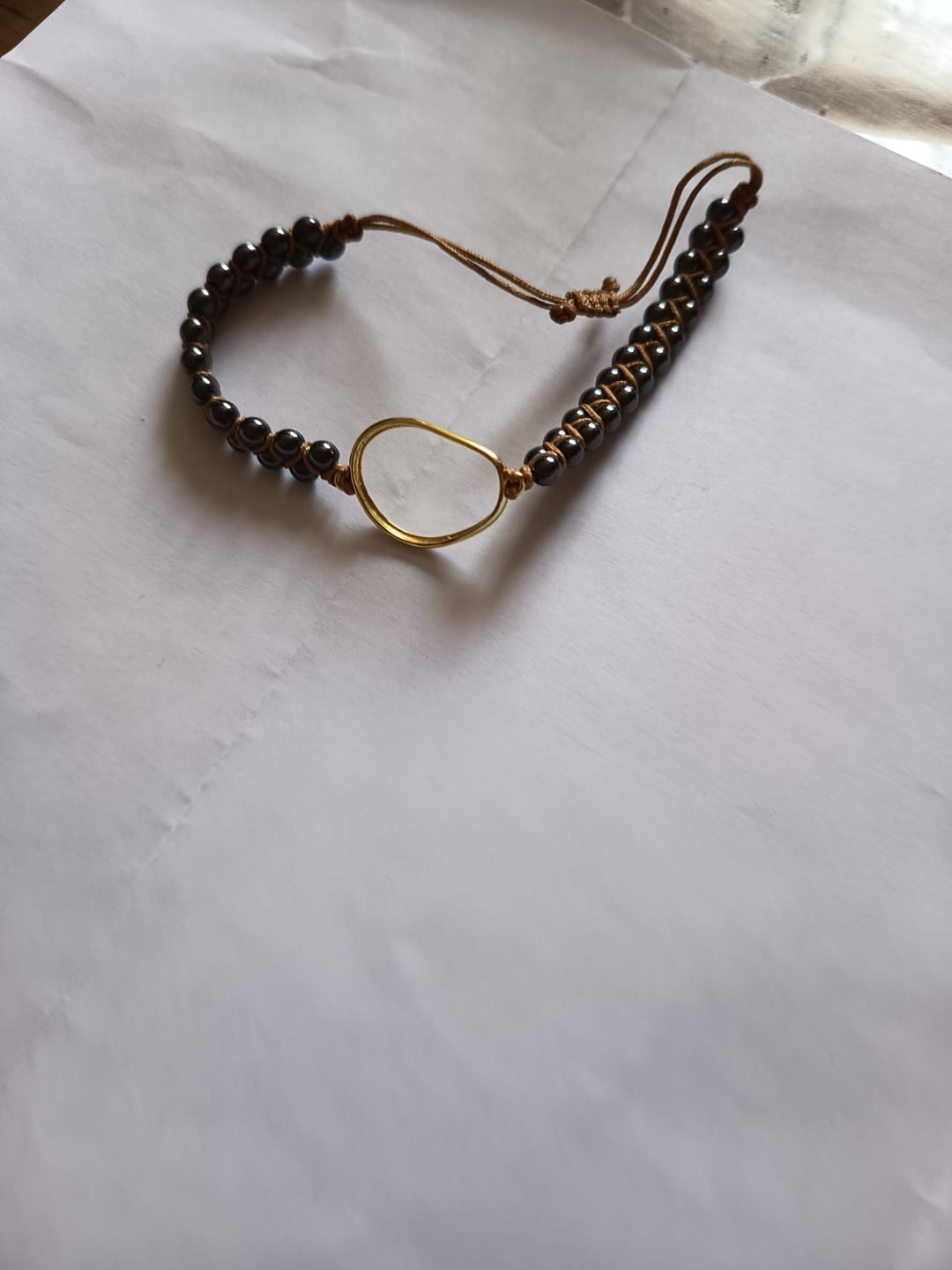 Customer photo review of Bracelet "Oeil Céleste" en Labradorite & Hématite
