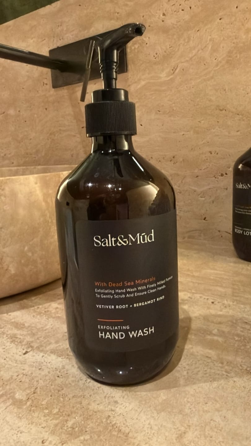 Customer photo review of Exfoliating Hand Wash With Dead Sea Minerals 500ml