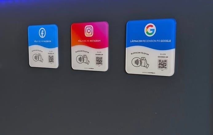 Customer photo review of Facebook + Instagram Skyltar + Google Recensionsskylt Bundle – NFC & QR-kod