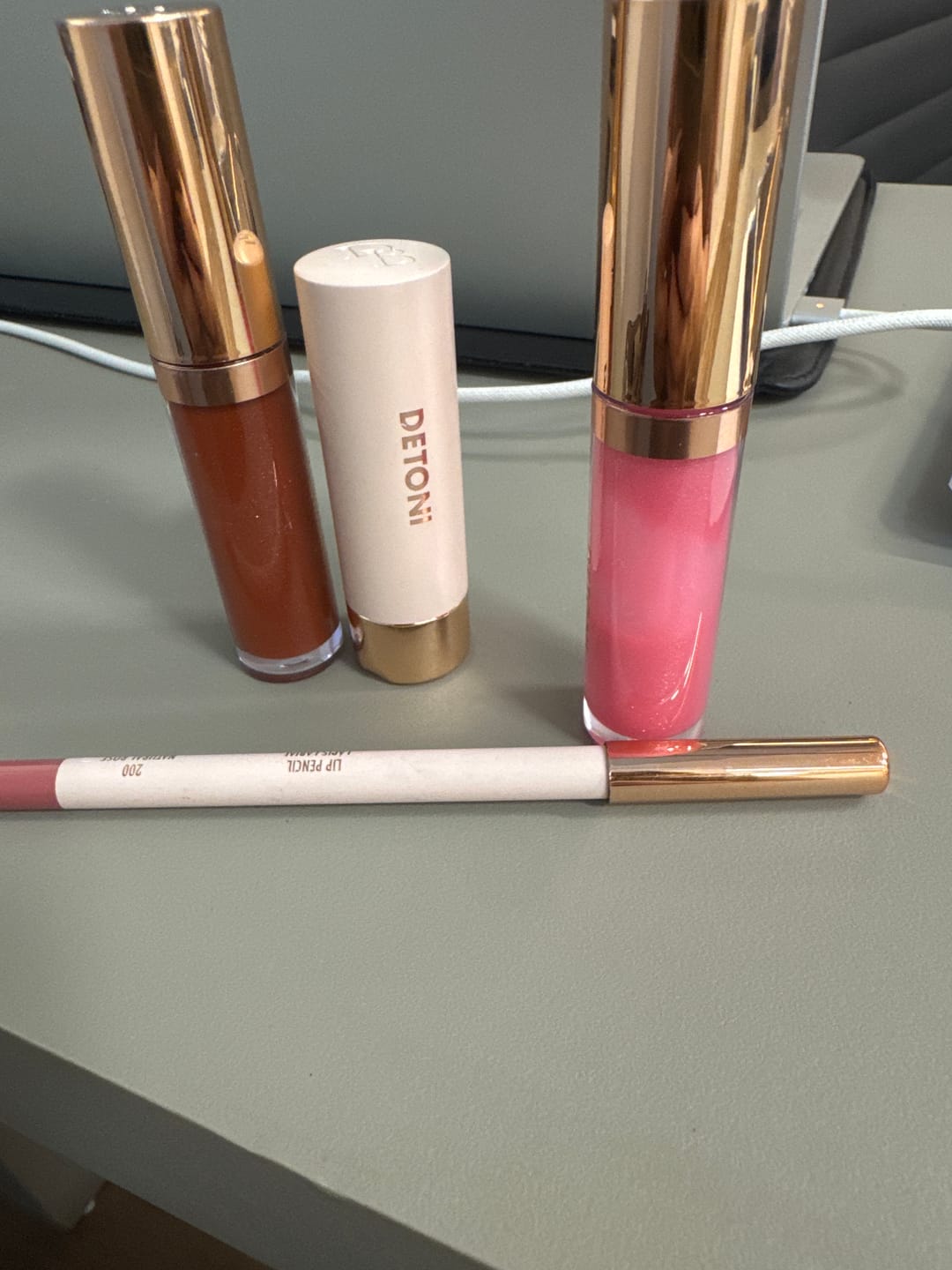 Customer photo review of LIP COMBO INTENSE SHINE | PINK