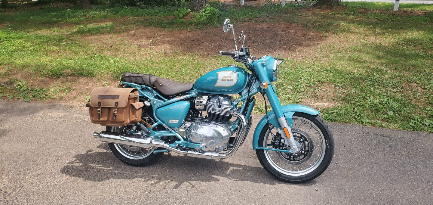 Customer photo review of expedition saddlebag for classic 650