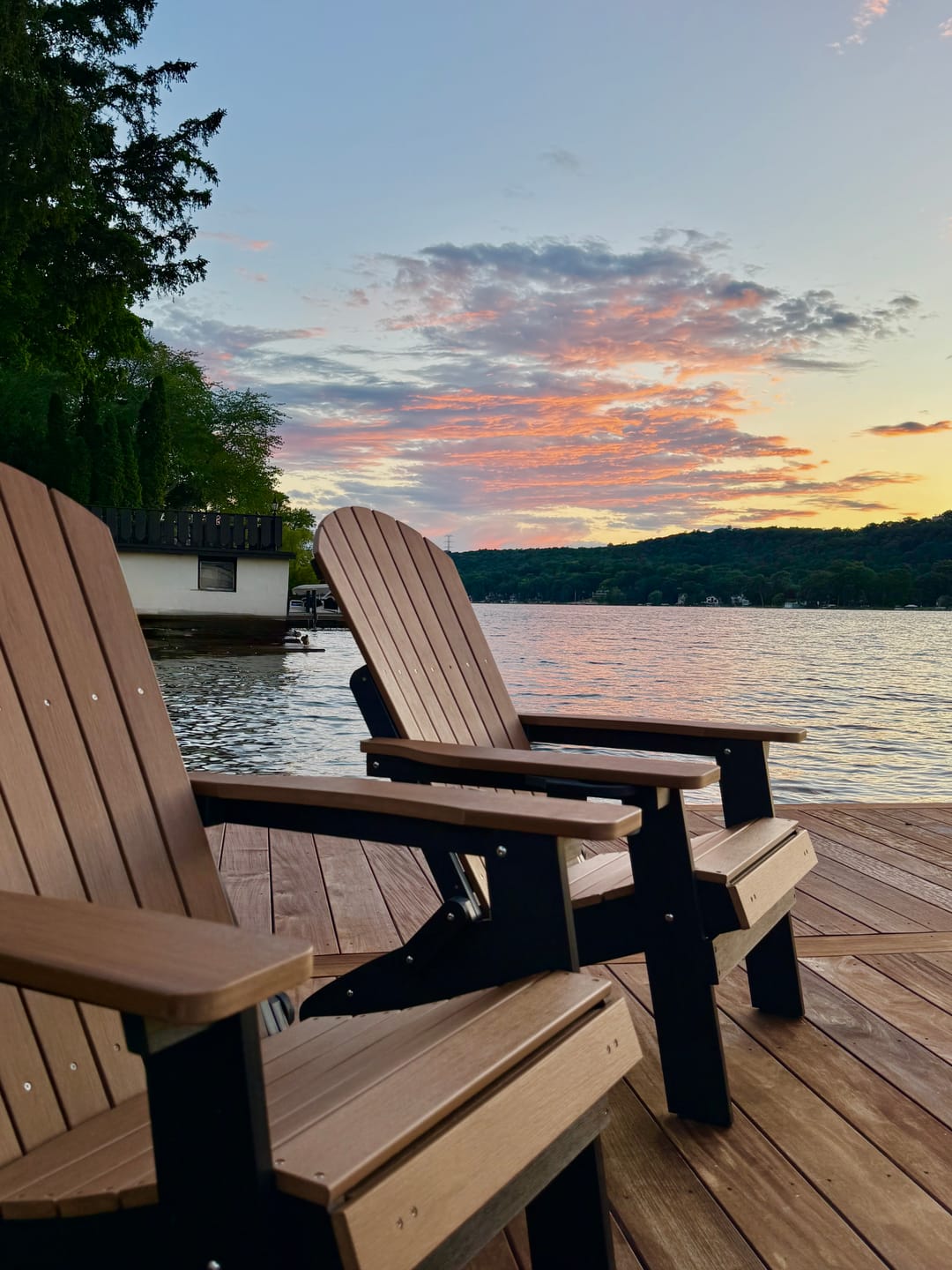 Customer photo review of Folding Adirondack Chair with Built in Footrest & Cup/Wine Holders King Size