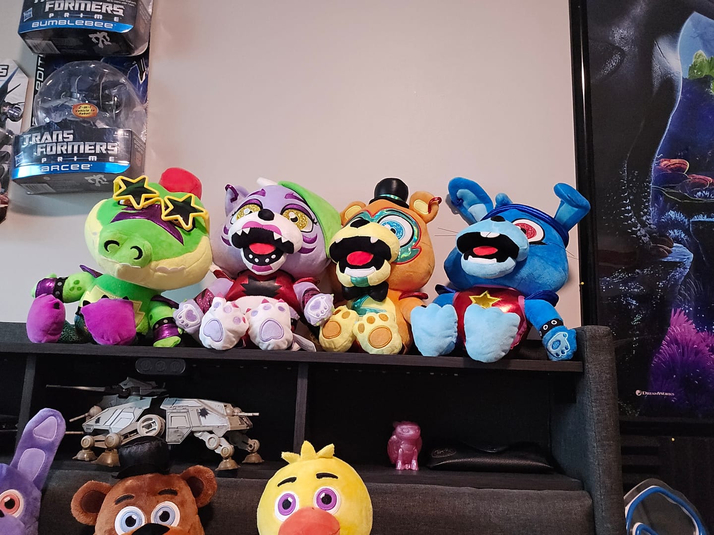 Customer photo review of Five Nights at Freddy's - Glamrock Bonnie Collector's Plush