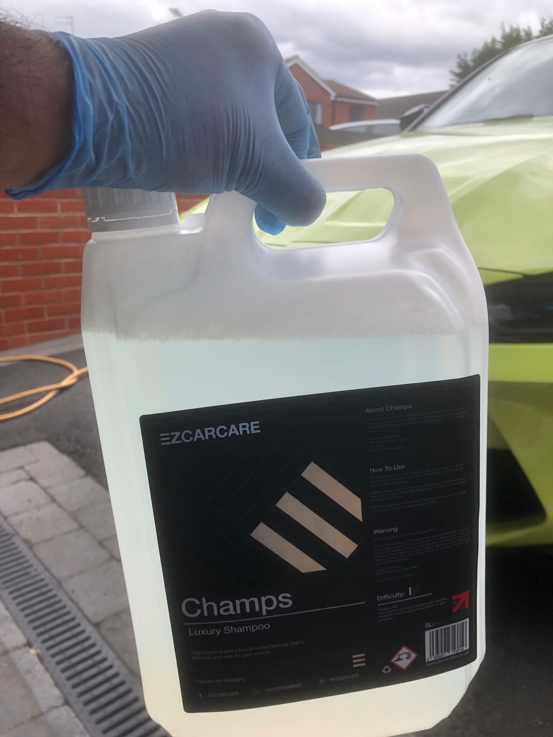 Customer photo review of Champs - Luxury Shampoo  | 5 Litres