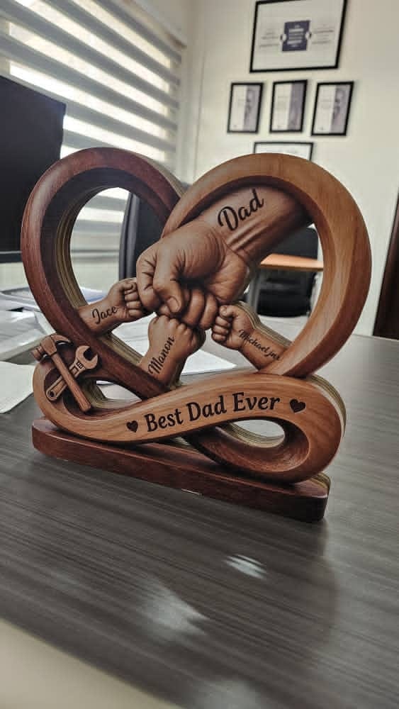 Customer photo review of Personalized Dad Kids Hands Wooden Plaque, Father’s Day Gift, Infinity Design Sign