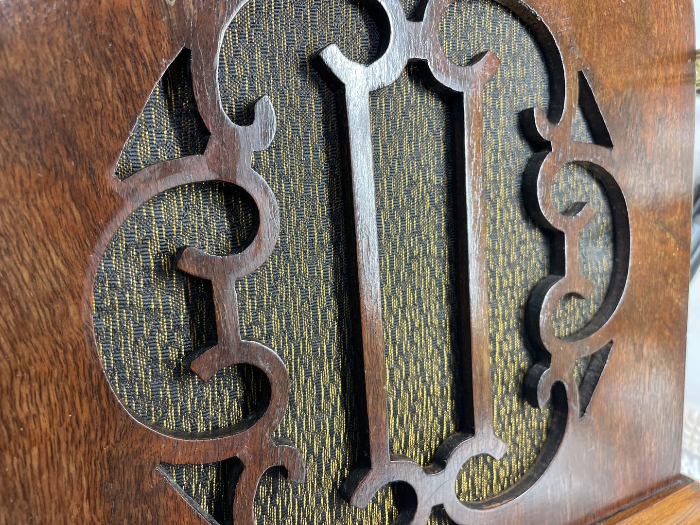 Customer photo review of Philco Golden Speaker Grill Cloth | Vintage Radio Restoration #01