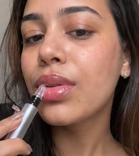 Customer photo review of Collagen Lip Plumper | 100% Natural & Vegan