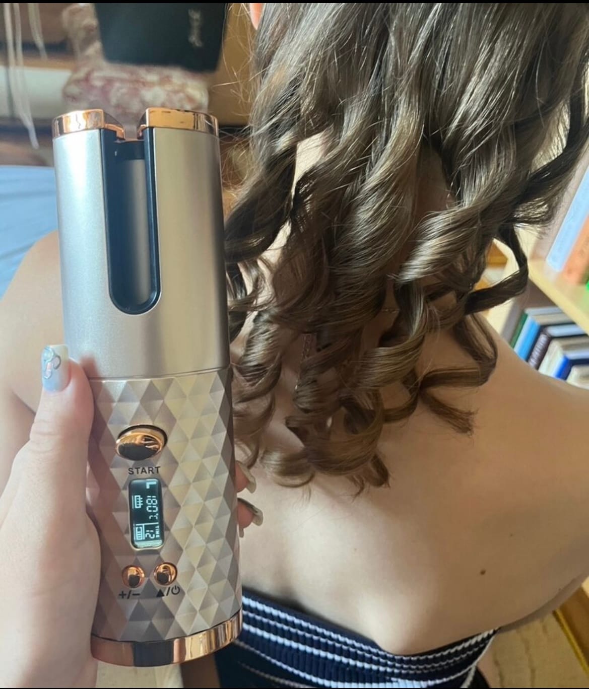 Customer photo review of LuxoraHungary™ hordozható hajgöndörítő