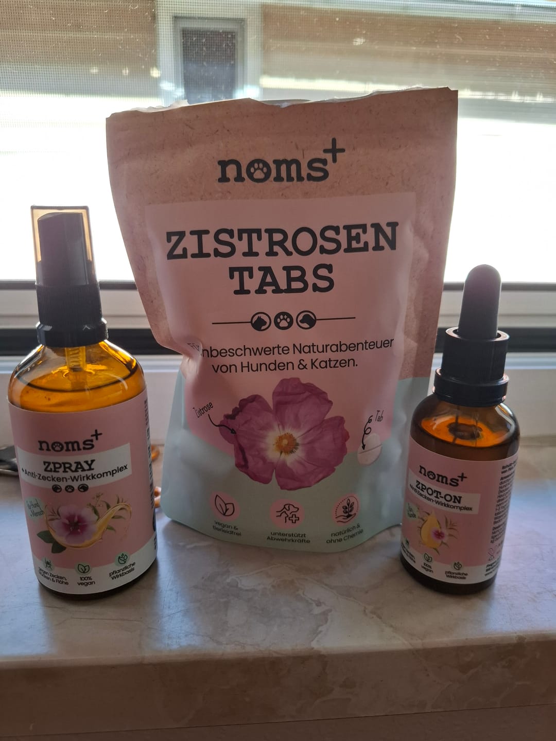 Customer photo review of Zpray für Hunde und Menschen gegen Zecken, Flöhe, Milben & Mücken