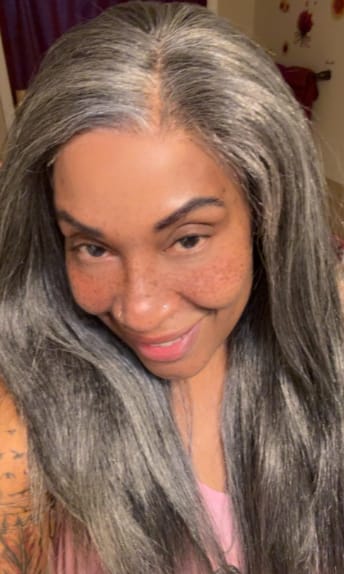 Customer photo review of Luvwin Salt & Pepper Gray Beginner Friendly Glueless Straight Wig 100% Human Hair
