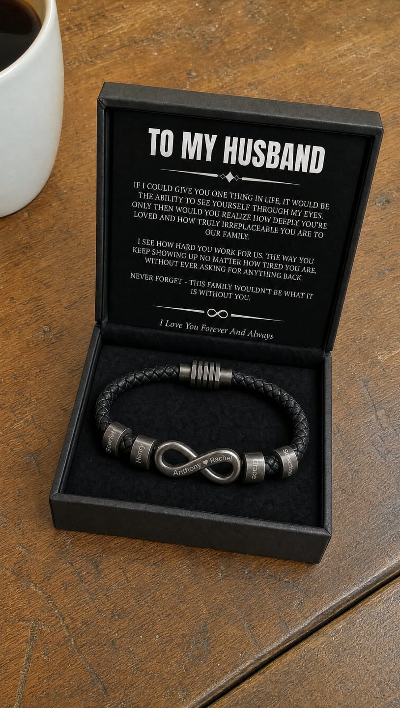 Customer photo review of Infinity-Armband mit Gravur