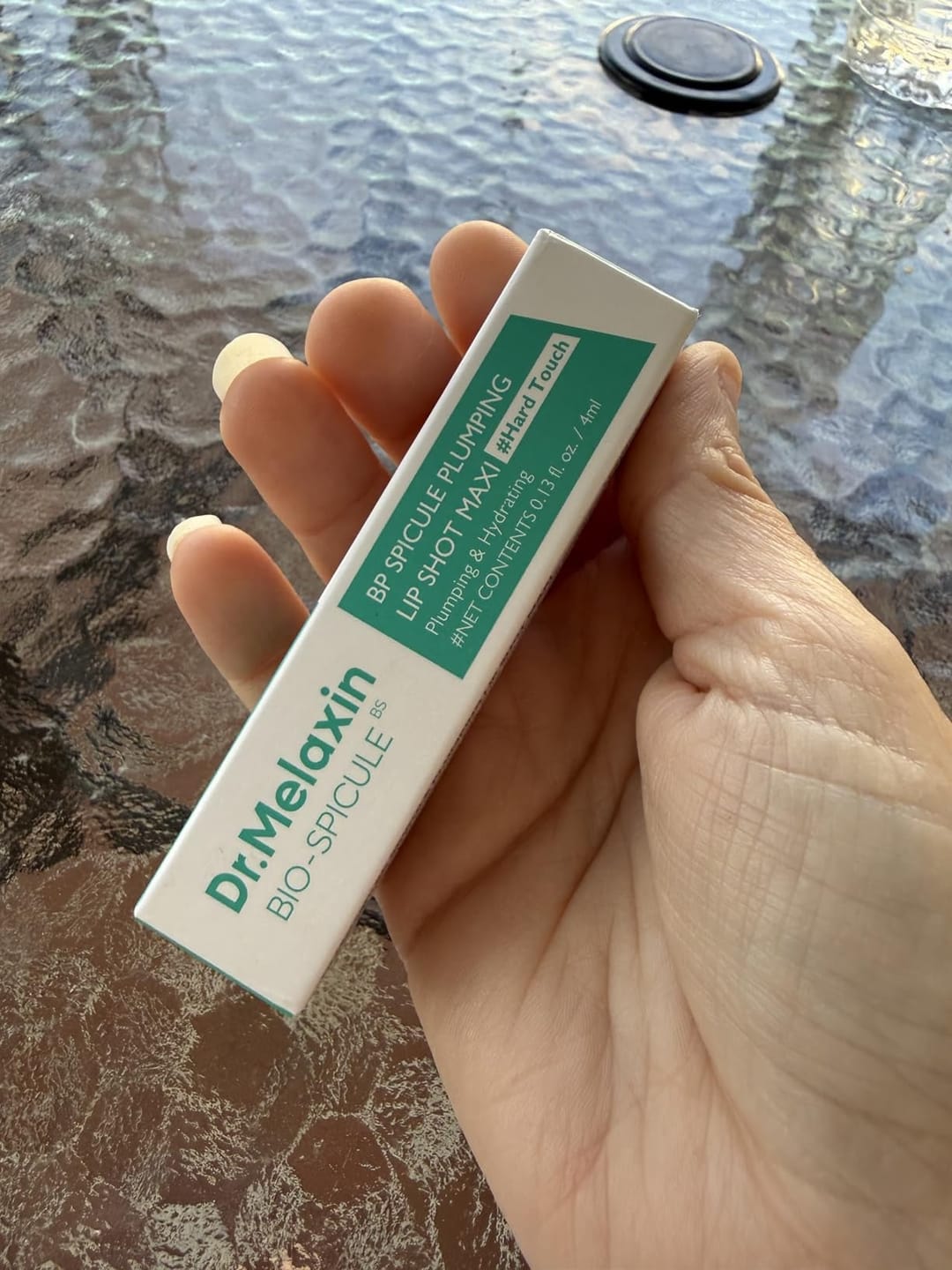Customer photo review of Dr. Melaxin Lip Shot – гланц за устни с plump ефект