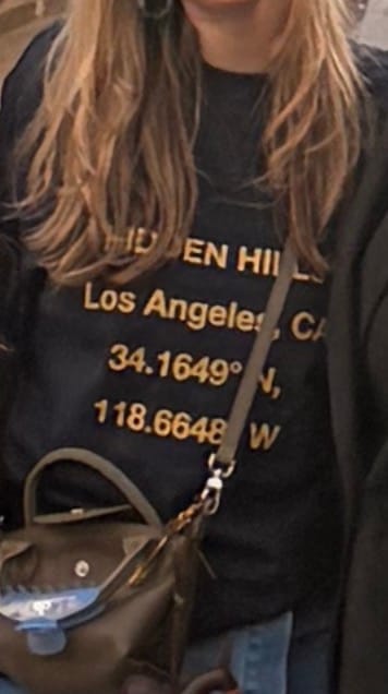 Customer photo review of VINTAGE LOGO LONGSLEEVE T-SHIRT AMBER/NAVY