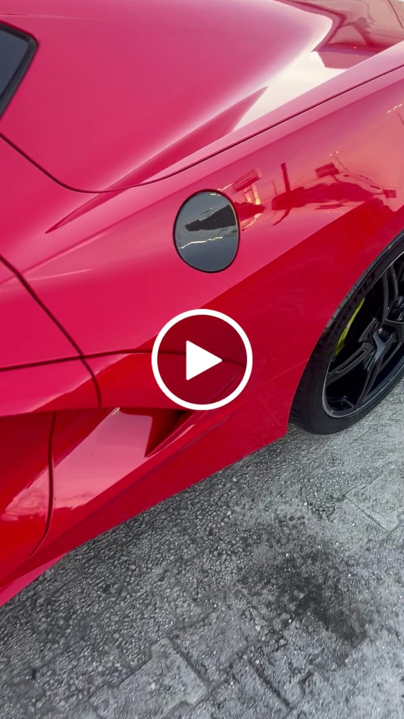 Customer video review of 2020-Up Corvette C8 | DRY CARBON FIBER Side Fender Fuel Tank Gas Lid Cover
