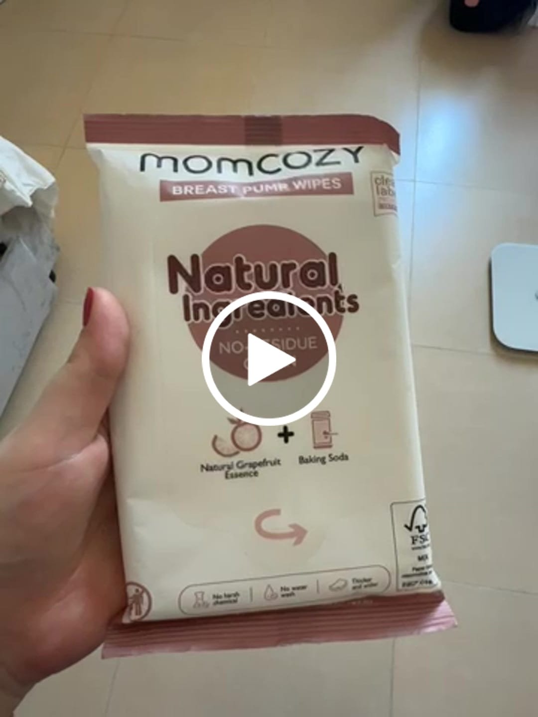 Customer video review of Momcozy Natural Breast Pump Cleaning Wipes - 30 Count