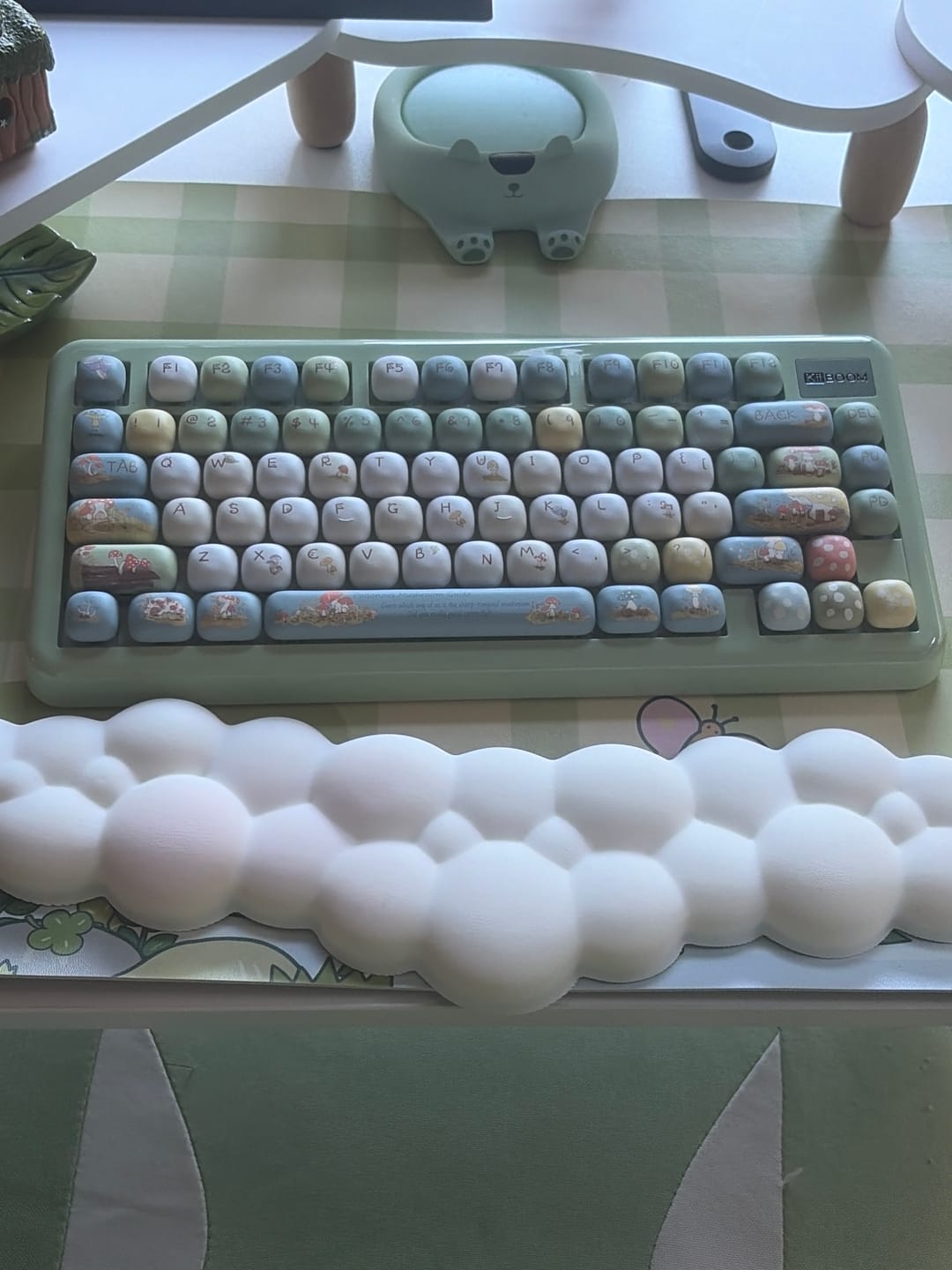 Customer photo review of KiiBOOM Little Shroom Pack Keycap Set Pre Sale