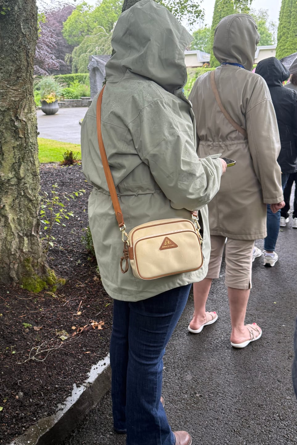 Customer photo review of Crissy Full Crossbody with Locking Clasps Strap