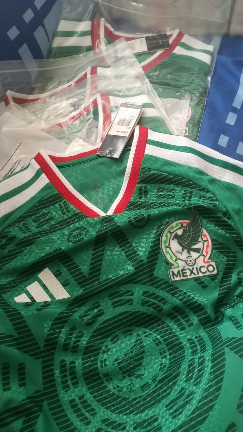 Customer photo review of México 2026 - 2027 Local Vers. Jugador