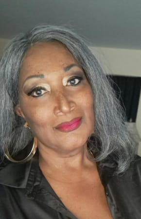 Customer photo review of Luvwin 5x5 Closure Kinky Straight Salt & Pepper Free Parting Glueless Wig