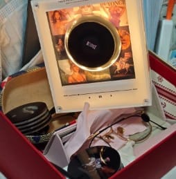 Customer photo review of SpinMuse™ Vinyl Music Box